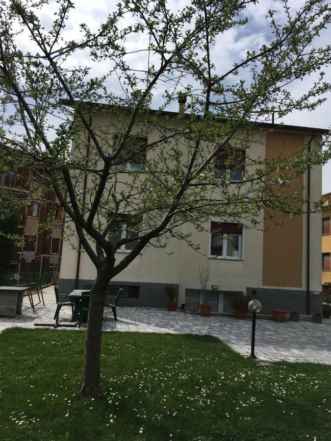 Appartamenti Francesco Peschiera del Garda Exterior foto